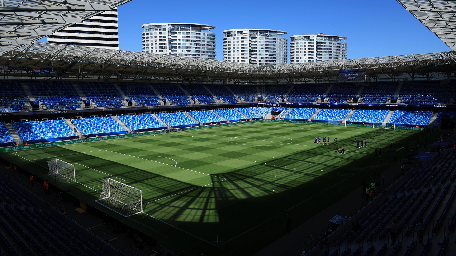 Das Fußballstadium im slowakischen Bratislava in dem das U21 England gegen Niederlande am 25.06.2025 stattfand.