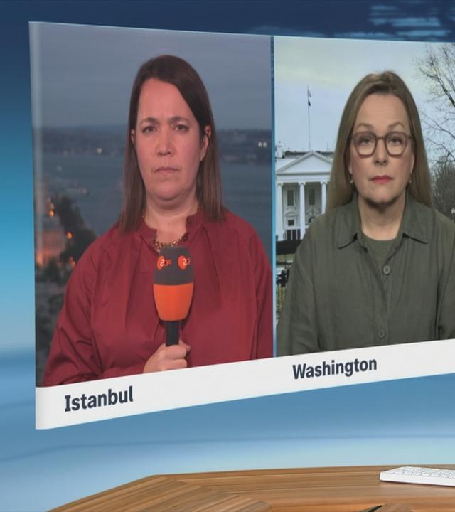 Phoebe Gaa und Claudia Bates