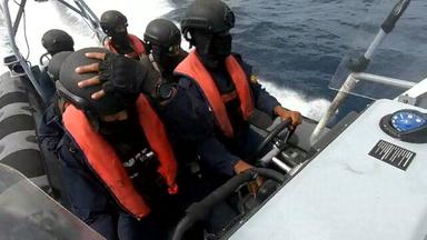 Marine im Schnellboot