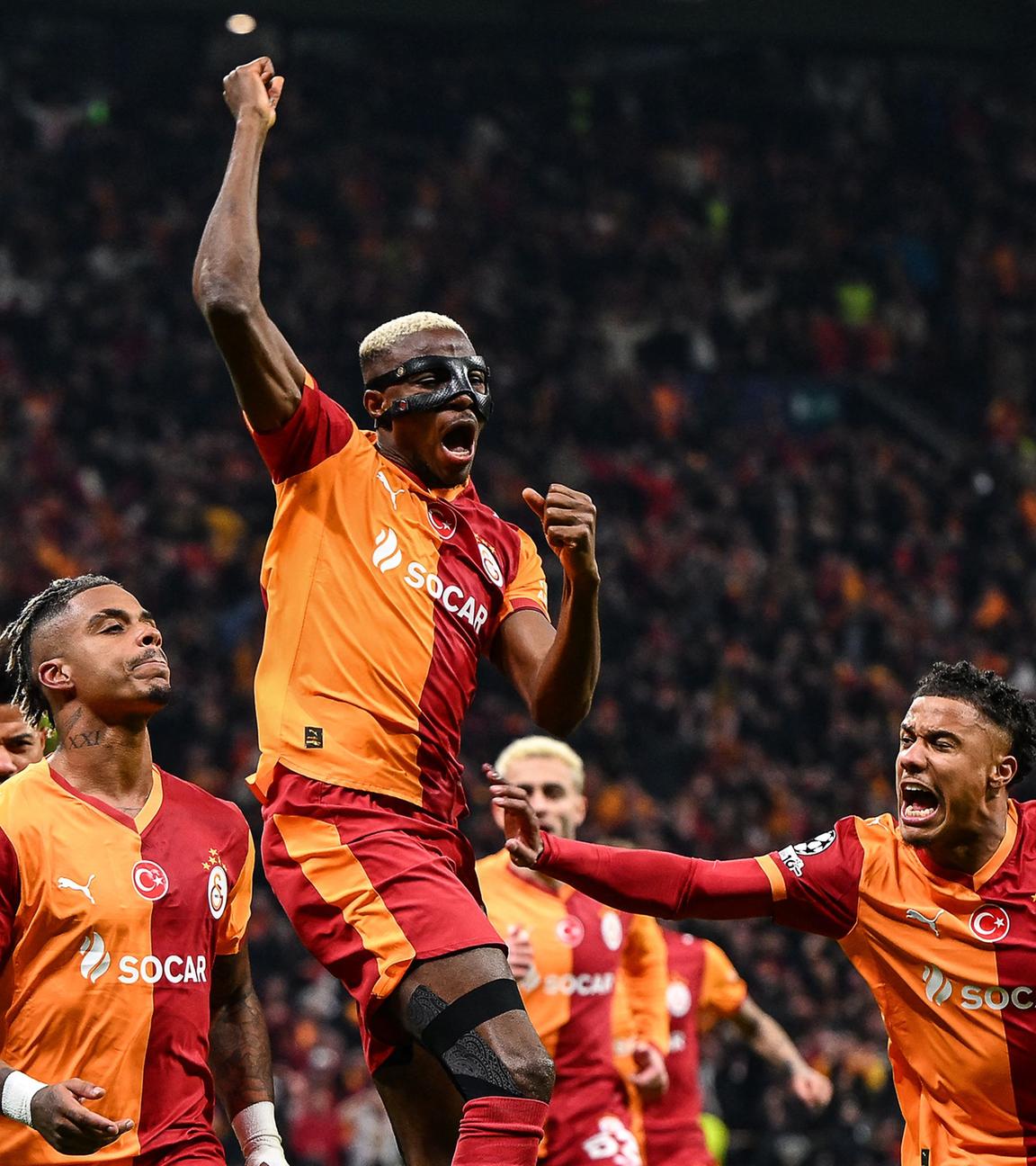 Spieler von Galatasaray beim Torjubel