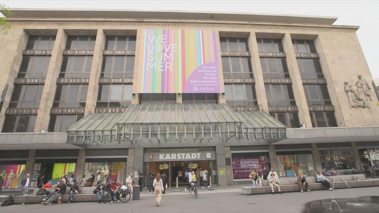 Eingang einer Galiera-Kaufhof-Filiale.