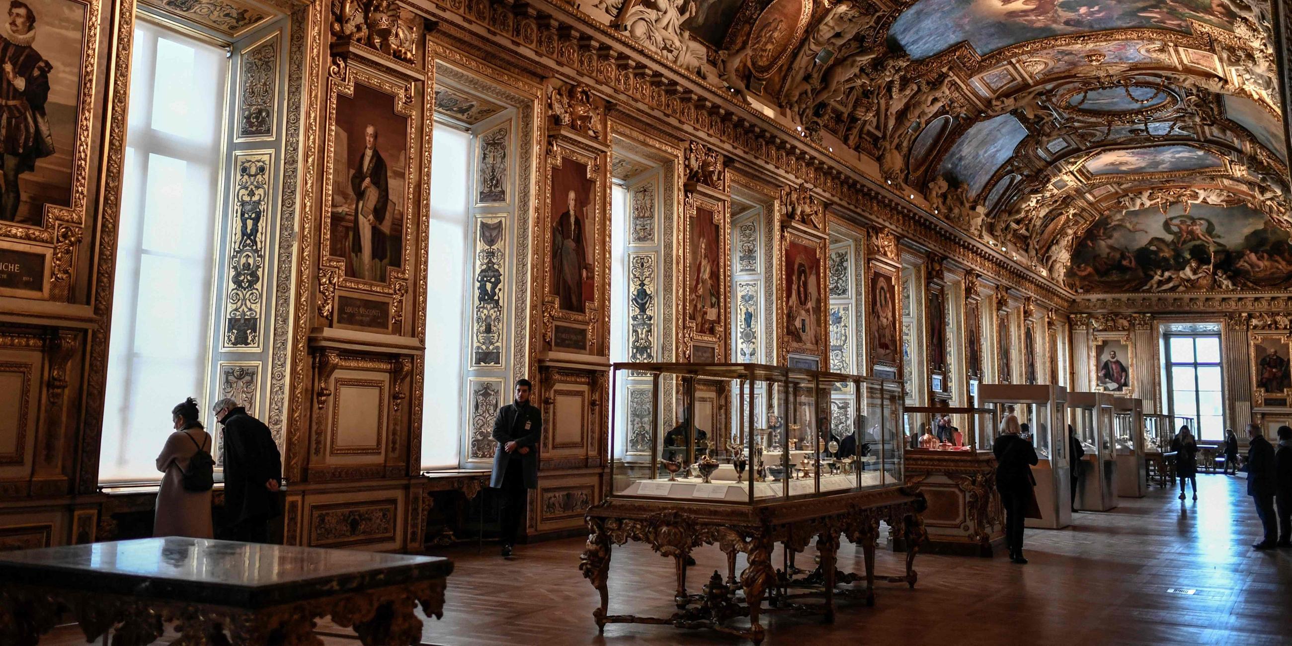 Die „Galerie d’Apollon“ im Louvre-Museum in Paris nach ihrer Wiedereröffnung am 14. Januar 2020, zehn Monate nach Abschluss der Renovierungsarbeiten.