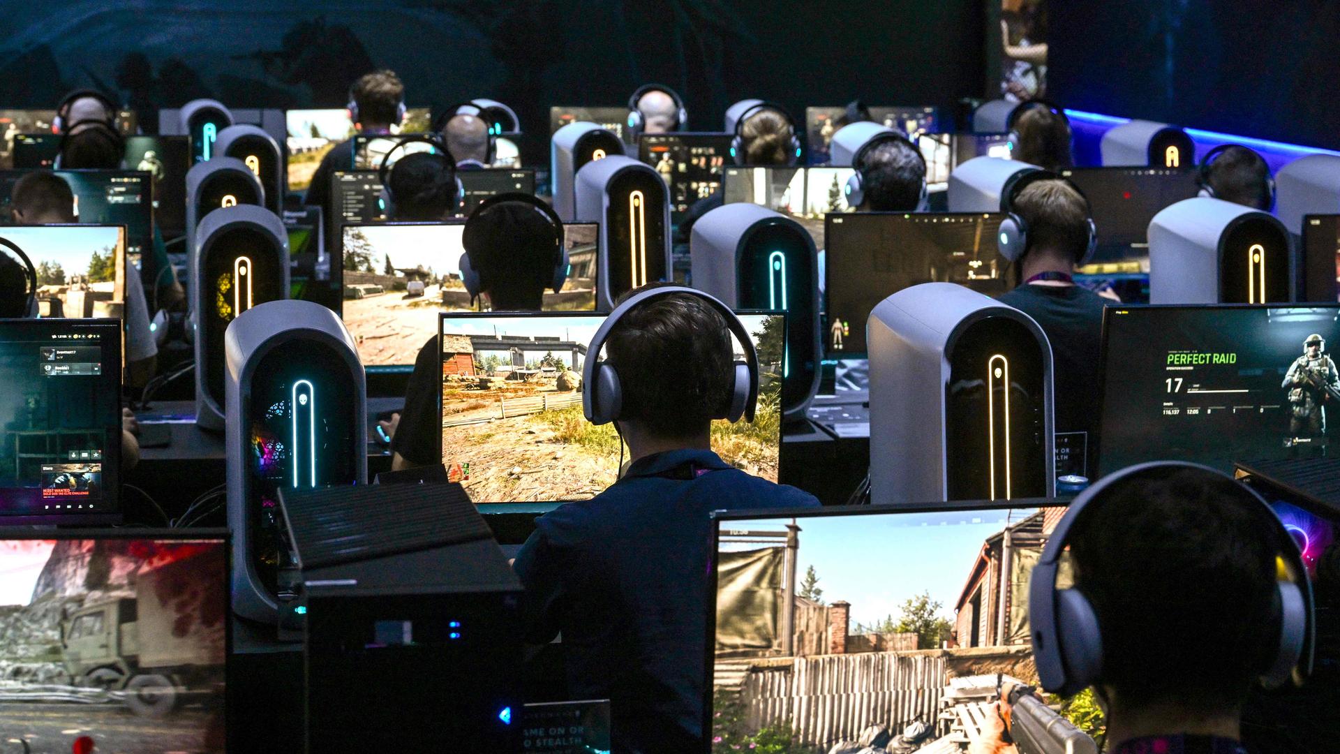 Gamer beim spielen