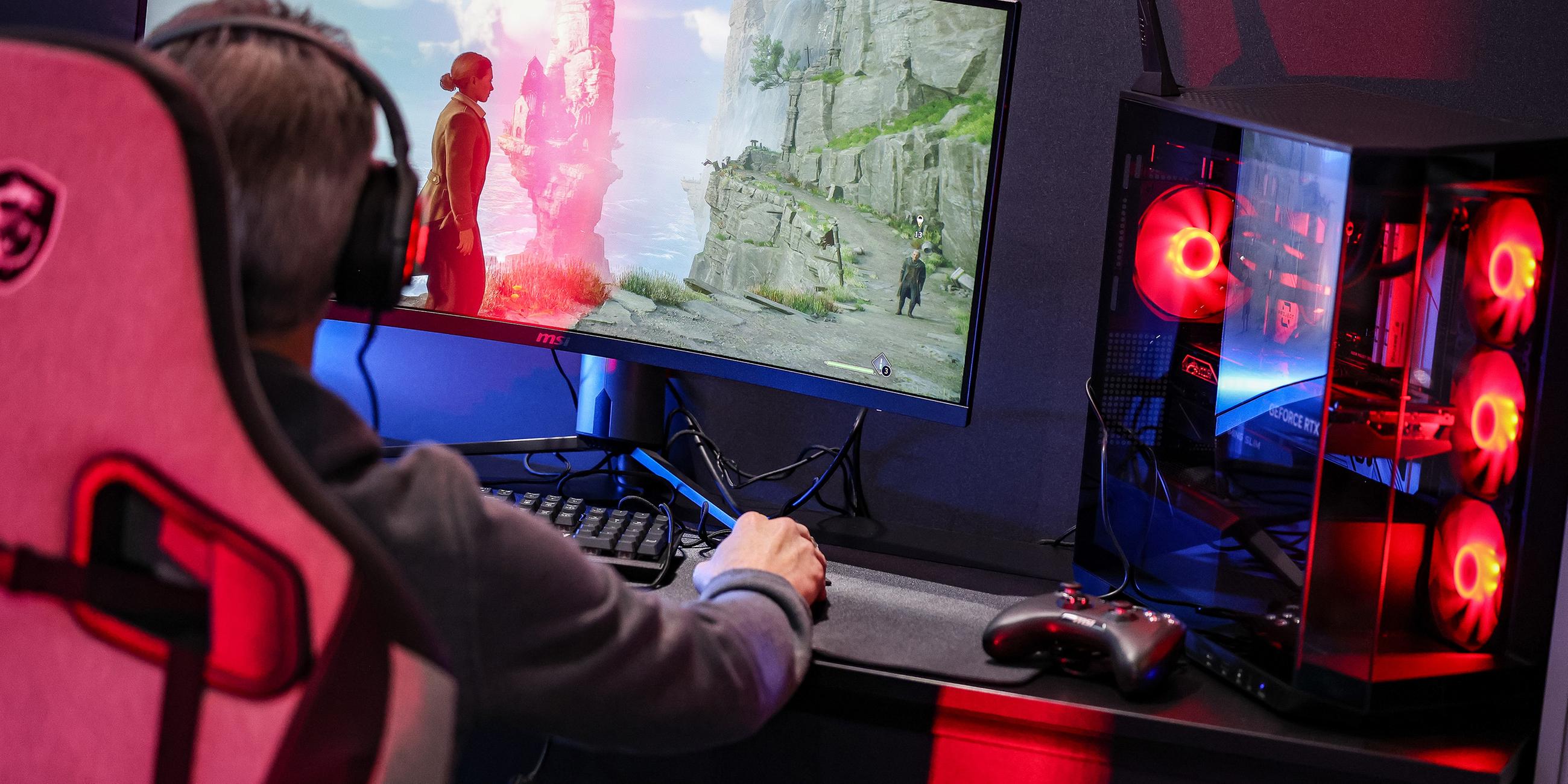 Gamer an einem Computer