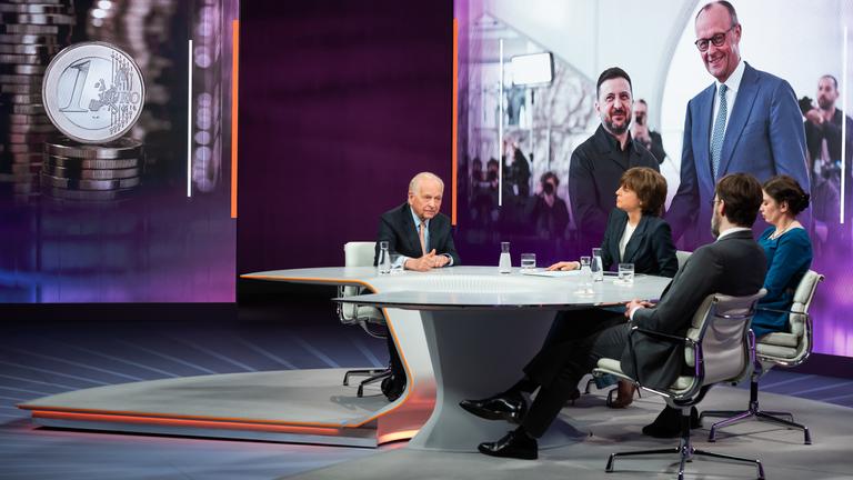 v.l.: Wolfgang Ischinger, Maybrit Illner, Marina Weisband, Frank Sauer. Eingespielt: Wolodymyr Selenskyj