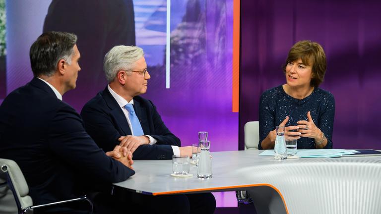 von links.: Frederik Pleitgen, Norbert Röttgen, Maybrit Illner, 