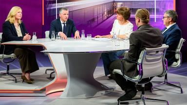 Zu Gast bei Maybrit Illner sind Eva Quadbeck, Thorsten Frei, Sigmar Gabriel und Christian Stecker