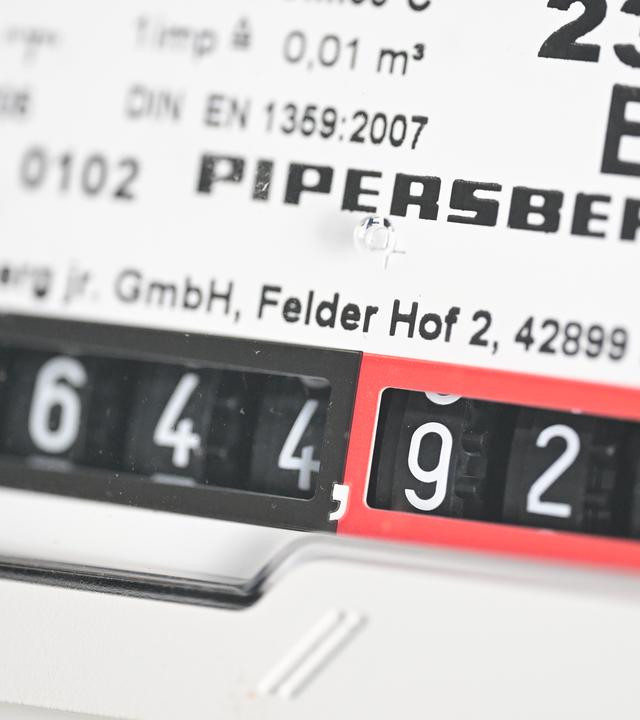 Ein Gaszähler in einem Wohnhaus