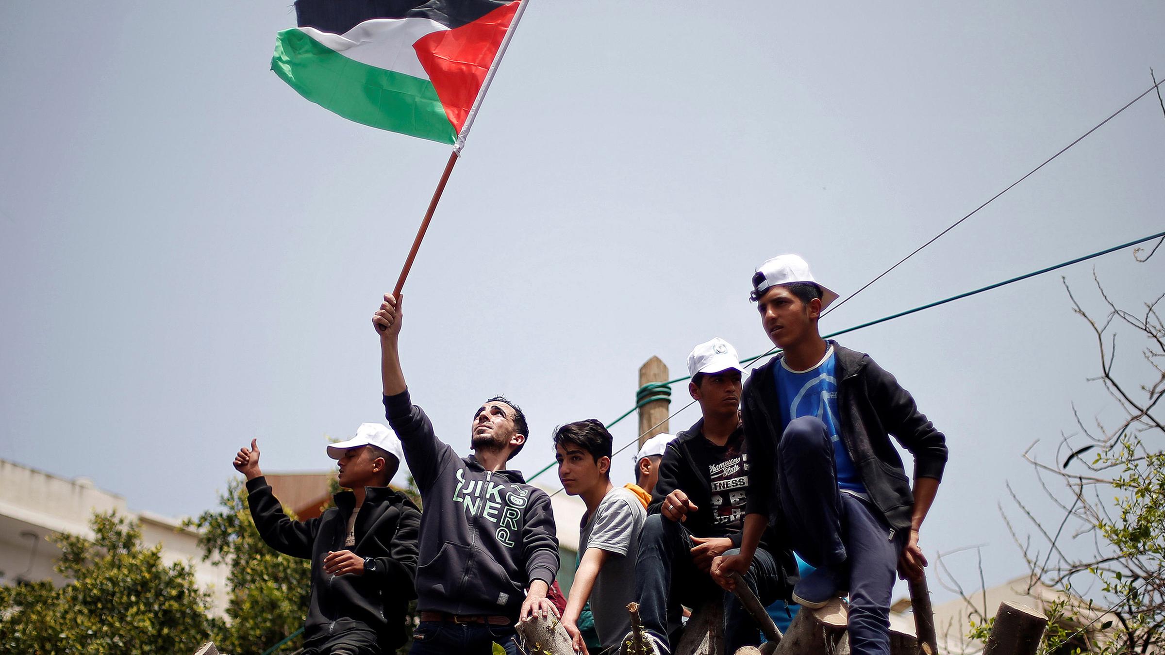 1. Mai-Demos: Gaza