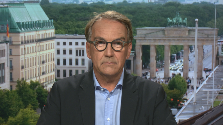 Martin Frick, Direktor des UN-Welternährungsprogramms Deutschland, zu Gast bei ZDFheute live. 