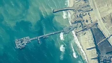 Ein Pier an der Küste Gazas.