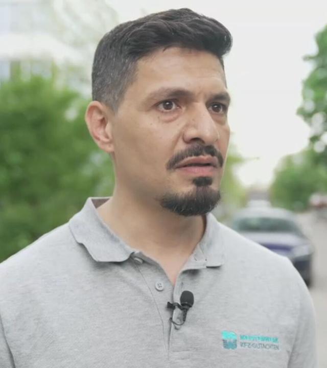 Auf dem Bild zu sehen ist: Ein Mann/Experte in einer Nahaufnahme