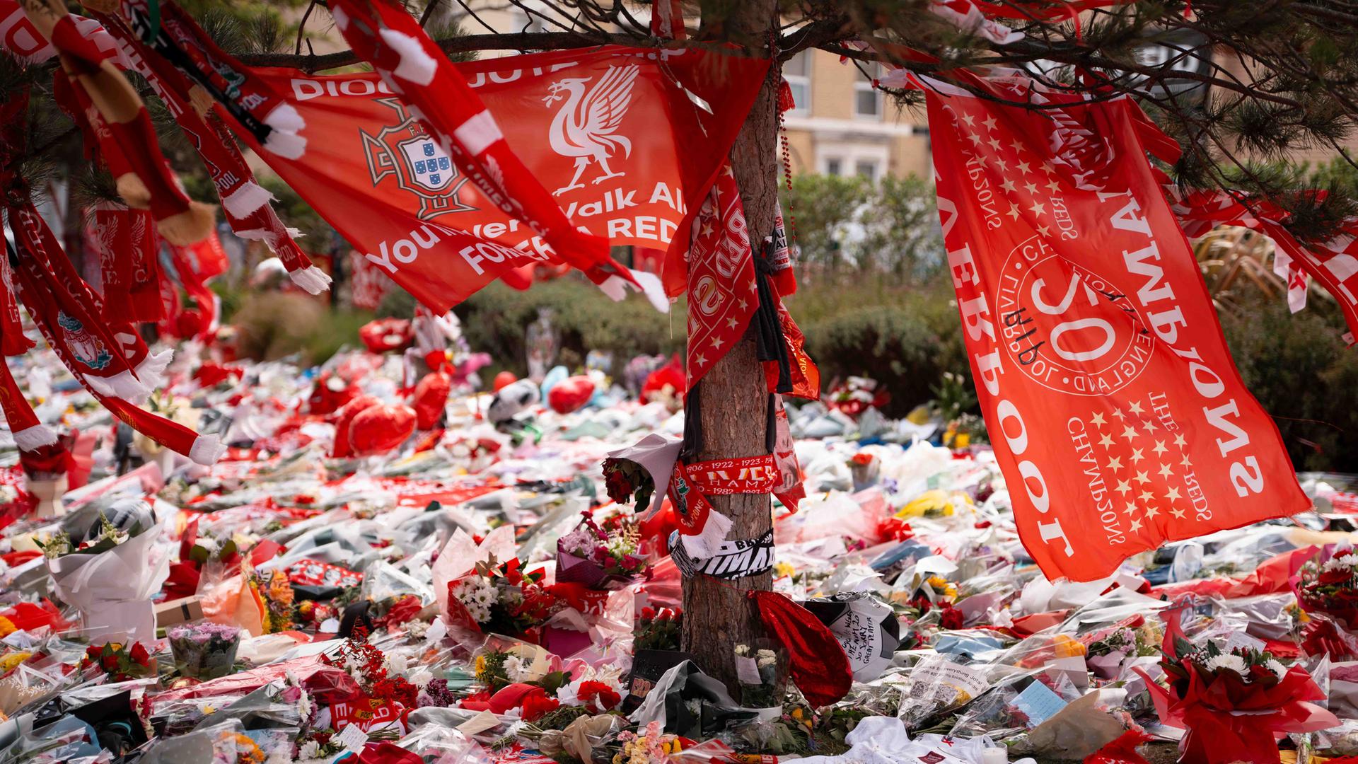 Gedenken an Diogo Jota im Anfield Stadion