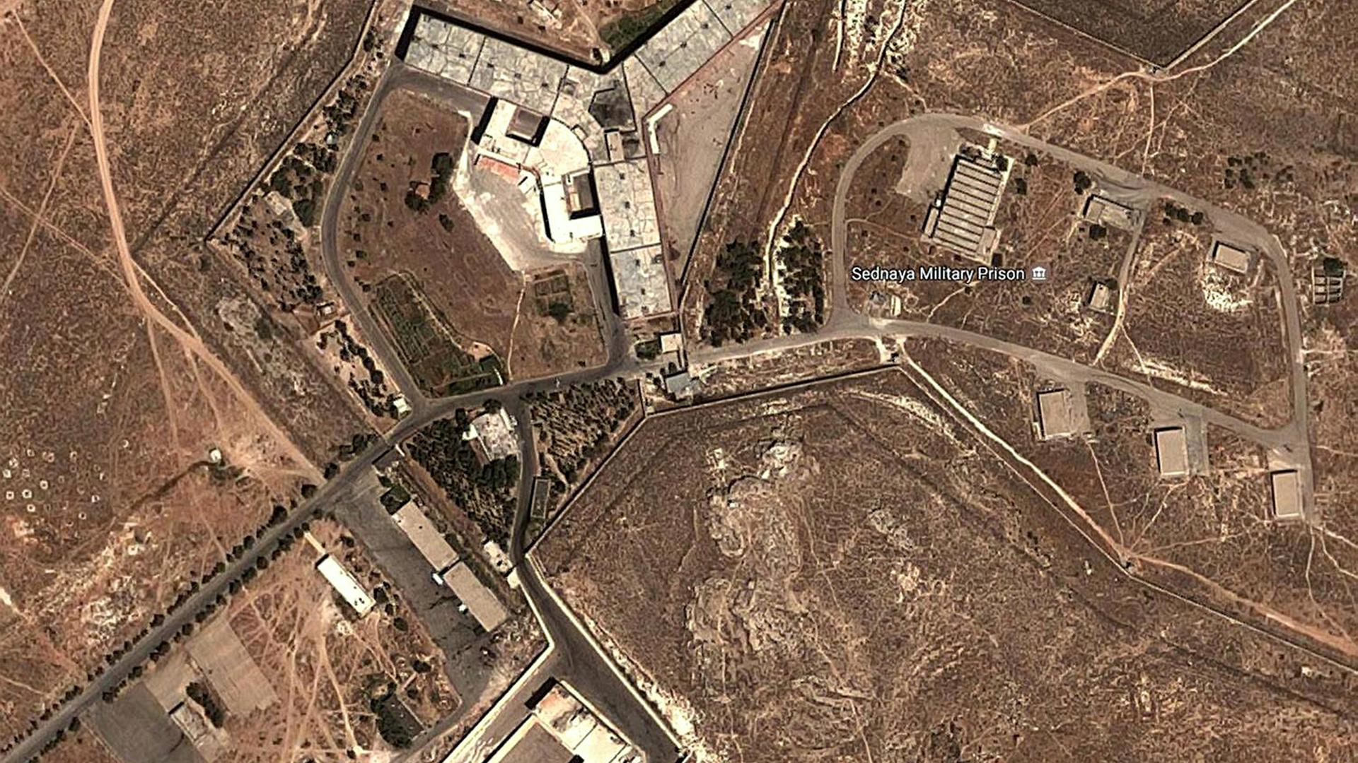 Das Satellitenbild zeigt das Sednaya-Militärgefängnis in der Nähe von Damaskus