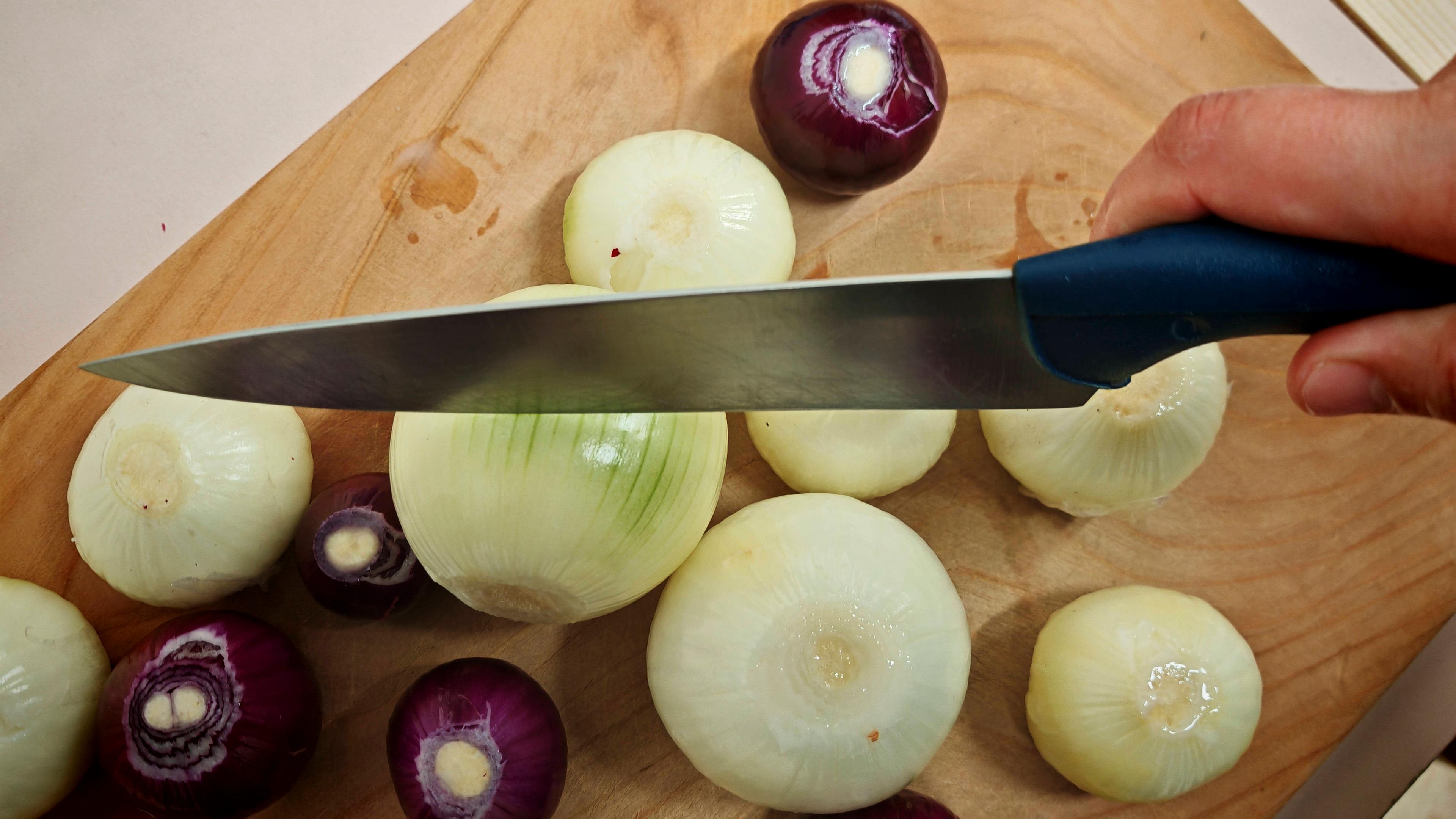 Gefüllte Gemüsezwiebel mit Geflügelhack