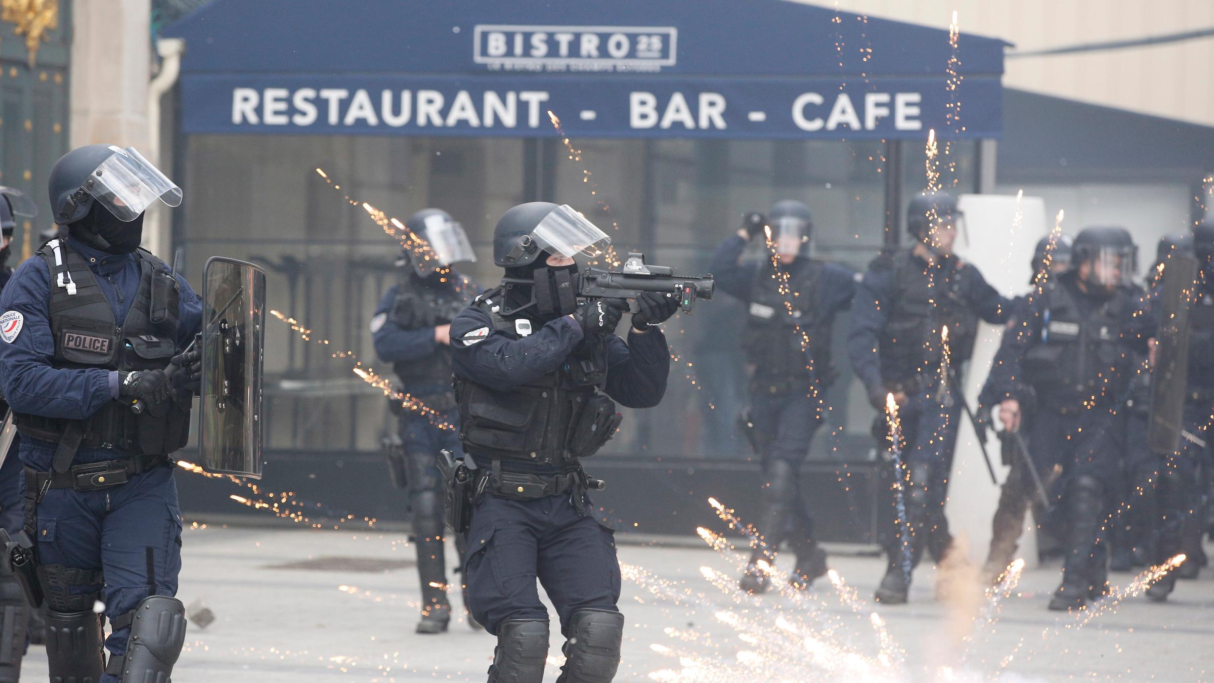 Erneute Ausschreitungen bei Gelbwesten Protest, Paris, 16.03.2019