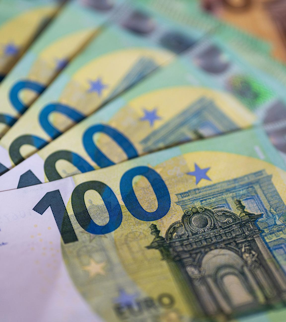 Geldwäsche - Geldscheine