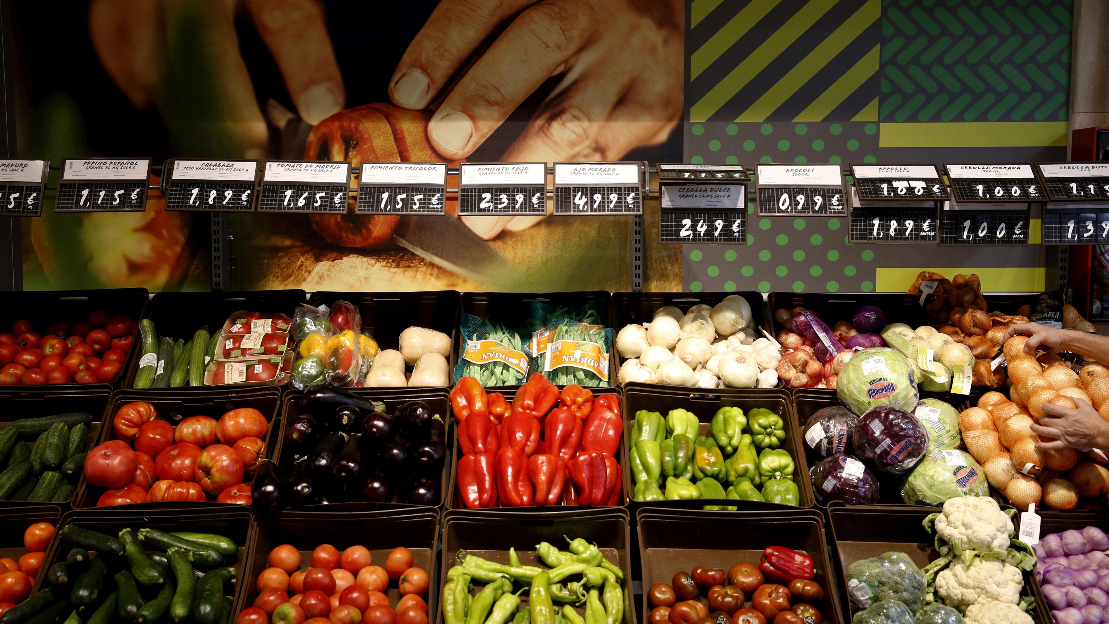 Gemüse-Abteilung im Supermarkt