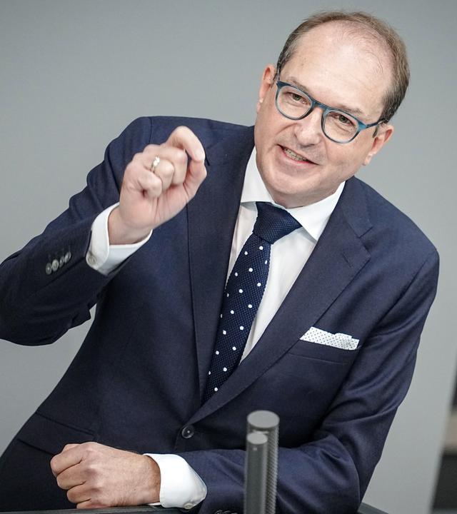 Alexander Dobrindt bei der Generraldebatte im Bundestag in Berlin am 06.09.2023