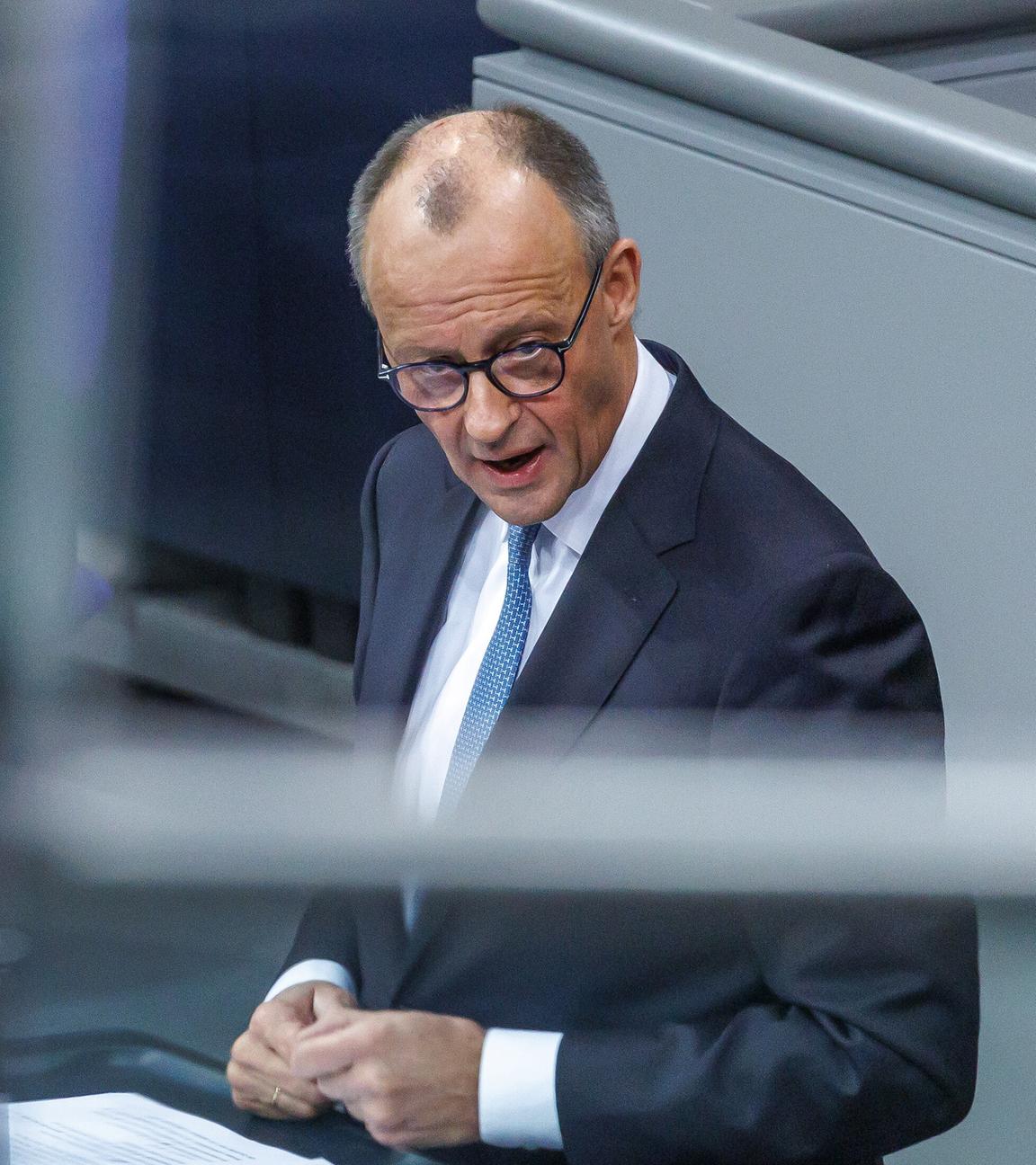 Friedrich Merz bei der Generaldebatte im Bundestag in Berlin, aufgenommen am 26.11.2025