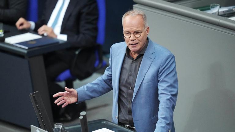 Generaldebatte im Bundestag - Matthias Miersch, aufgenommen am 26.11.2025