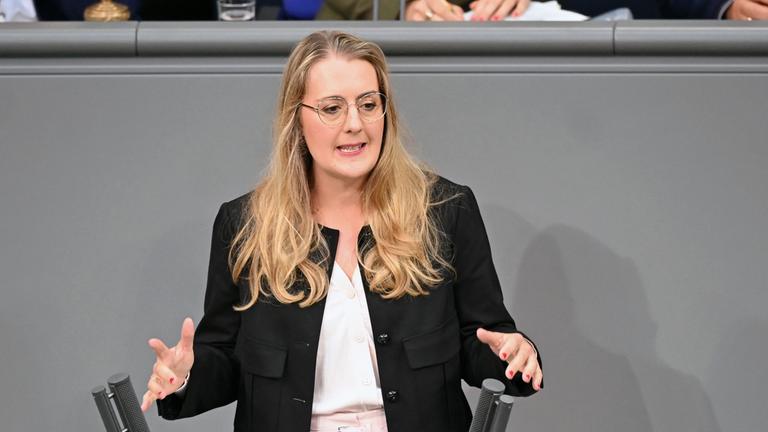 Generaldebatte im Bundestag - Katharina Dröge, aufgenommen am 09.07.2025