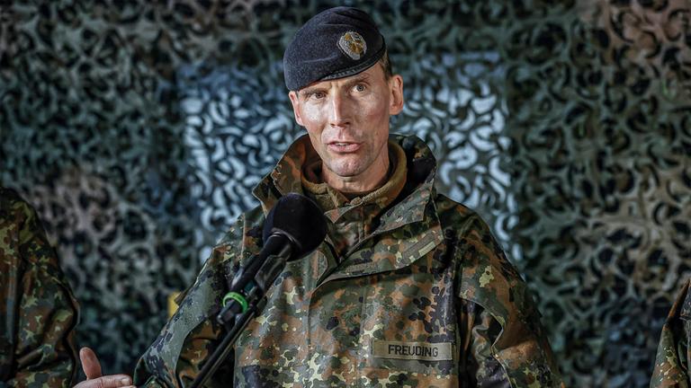 Generalleutnant Dr. Christian Freuding
