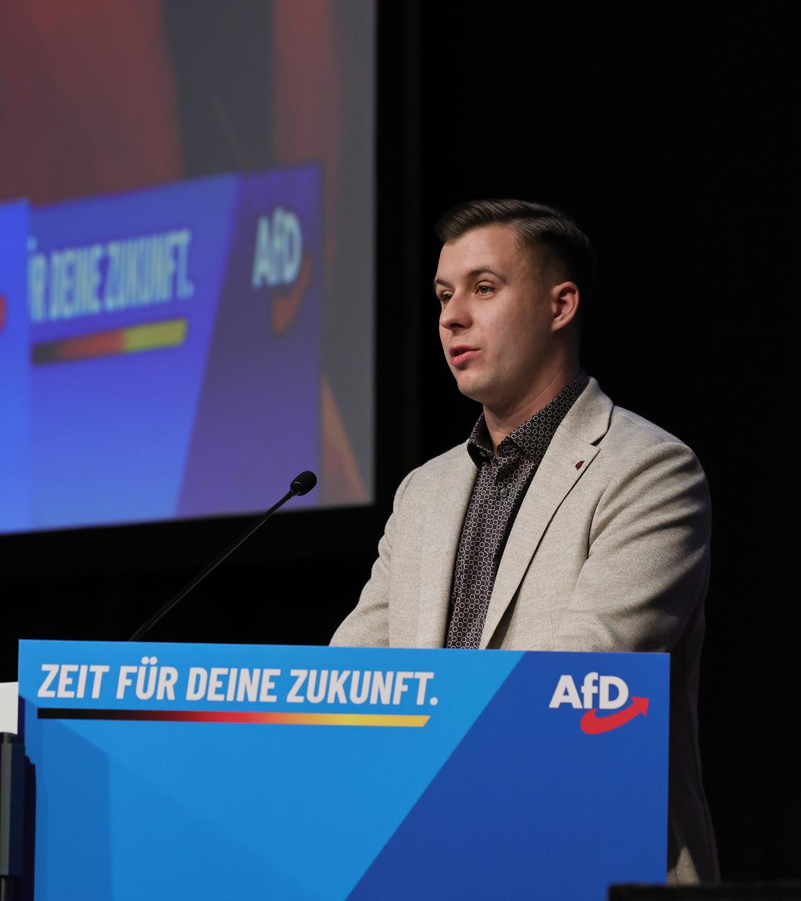 Der brandenburgische Landtagsabgeordnete und Kandidat für den Vorsitz der neuen AfD-Jugendorganisation, Jean-Pascal Hohm, spricht auf dem Gründungskongress des neuen Jugendflügels der Partei Alternative für Deutschland.