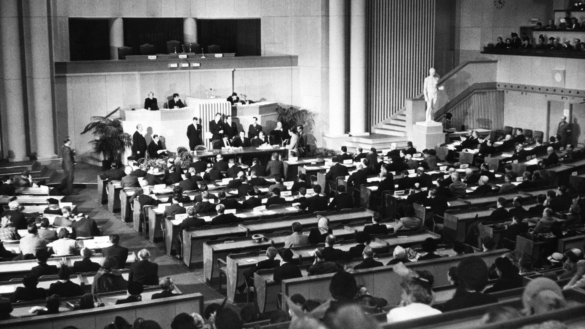 Unterzeichnung der Genfer Konventionen 1949