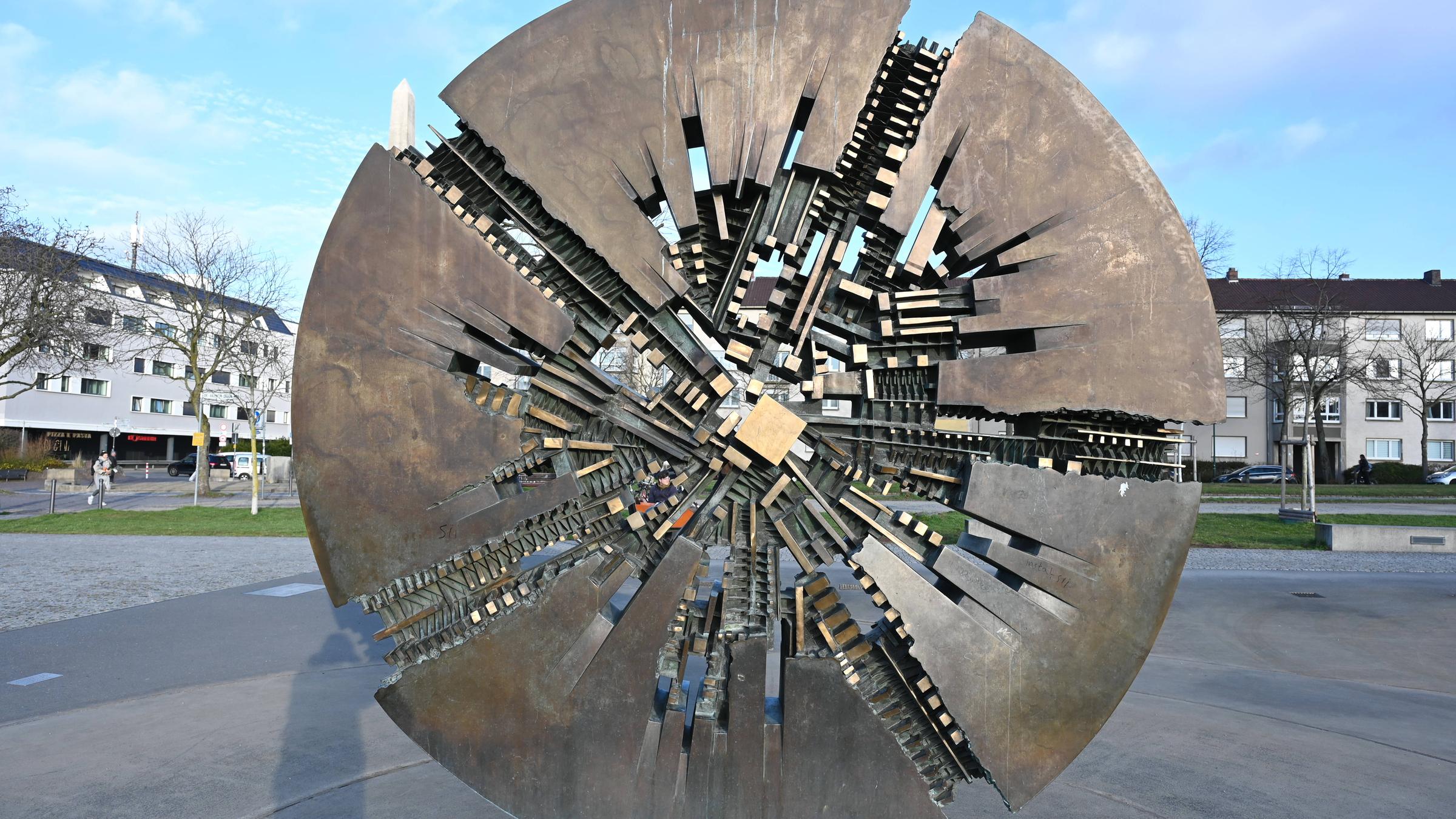 Georg-Büchner-Denkmal in Darmstadt, Grande Disco