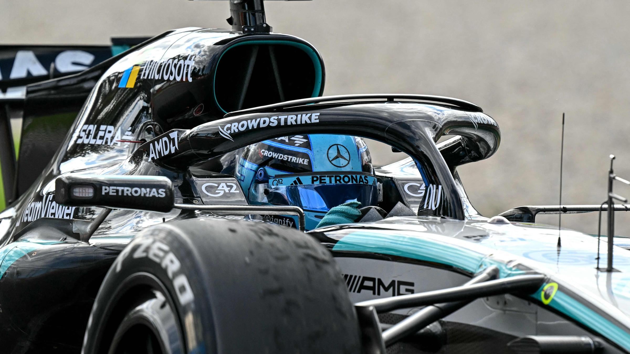 Der britische Mercedes-Fahrer George Russell fährt während des Formel-1-Grand-Prix von Australien auf dem Albert Park Circuit in Melbourne am 8. März 2026.