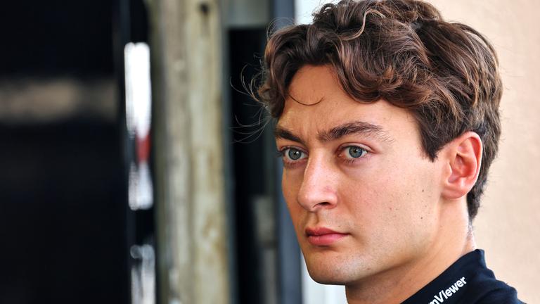 George Russell fokussiert beim zweiten Testtag in Bahrain 