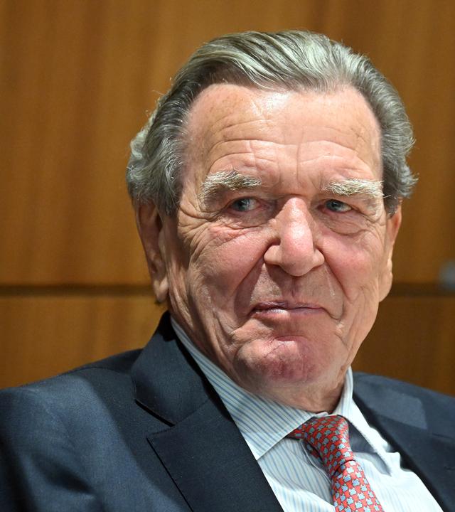 Archiv: Der ehemalige Bundeskanzler Gerhard Schröder