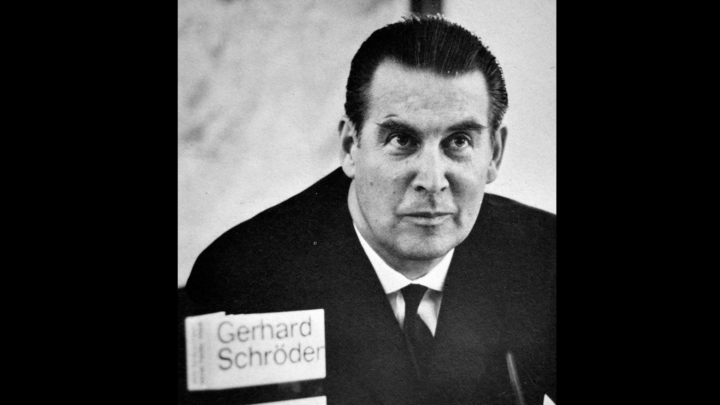 Archiv: Gerhard Schröder (CDU) aufgenommen am 01.01.1965
