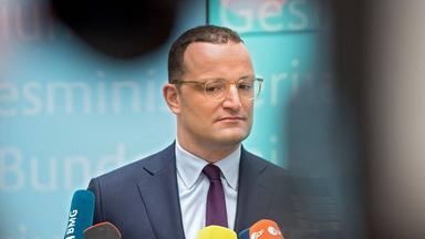 Gesundheitsminister Jens Spahn bei einer Pressekonferenz des Bundesgesundheitsministeriums