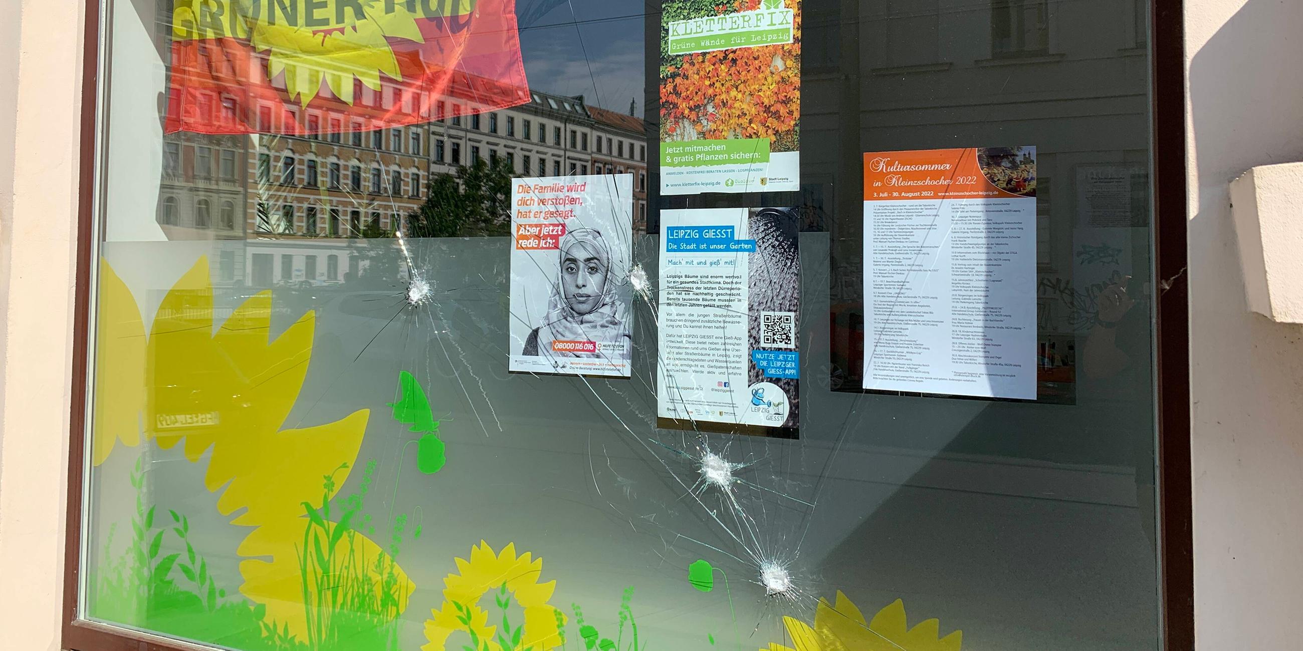 Sachbeschädigung an einem Parteibüro in Leipzig