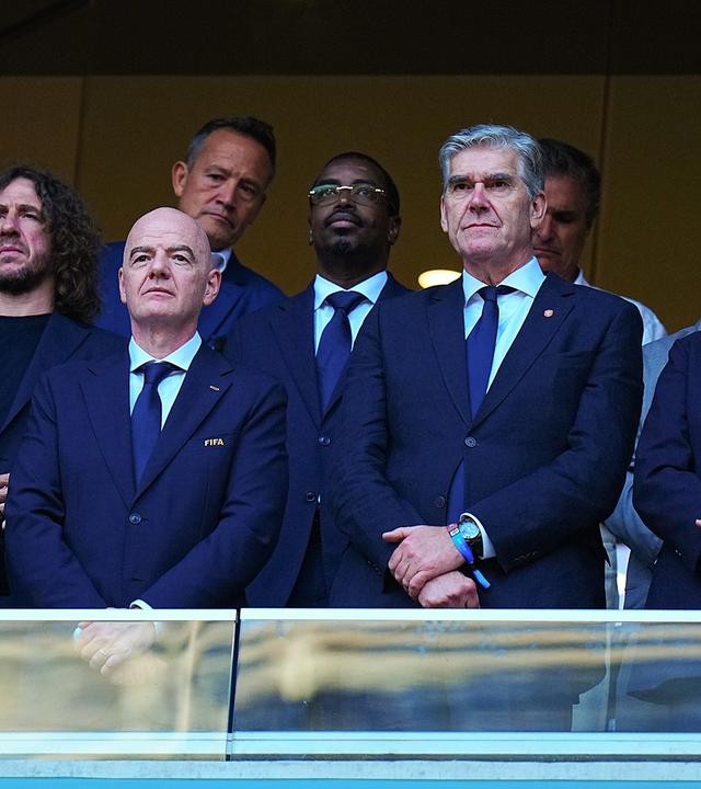 FIFA-Präsident Gianni Infantino und Präsident des niederländischen Fußballverbands Frank Paauw am 30.06.2026 in Monterry.