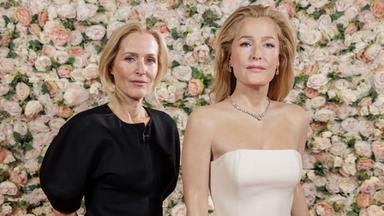 Die US-Schauspielerin Gillian Anderson bewunderte im Wachsfigurenkabinett Madame Tussauds in London ihre neue Wachsfigur.