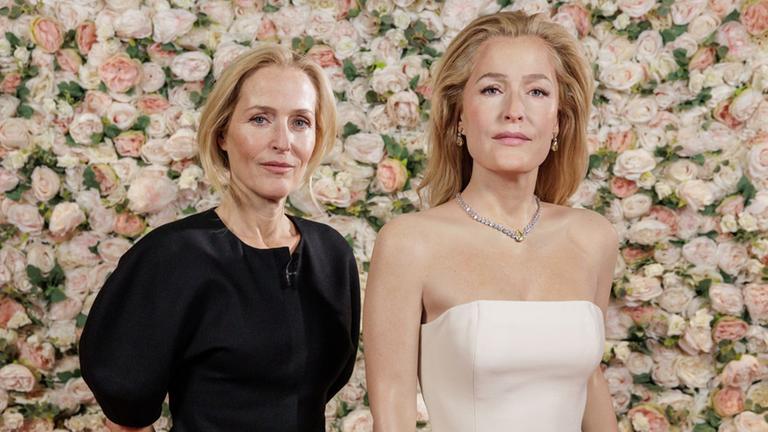 Die US-Schauspielerin Gillian Anderson bewunderte im Wachsfigurenkabinett Madame Tussauds in London ihre neue Wachsfigur.
