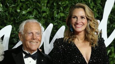 Auf Instagram teilen Prominente wie die Schauspielerin Julia Roberts ihre Trauer über den Tod des italienischen Modeschöpfers.