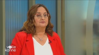 Sabine Wolter von der Verbraucherzentrale NRW redet über GKV-Zusatzbeiträge.