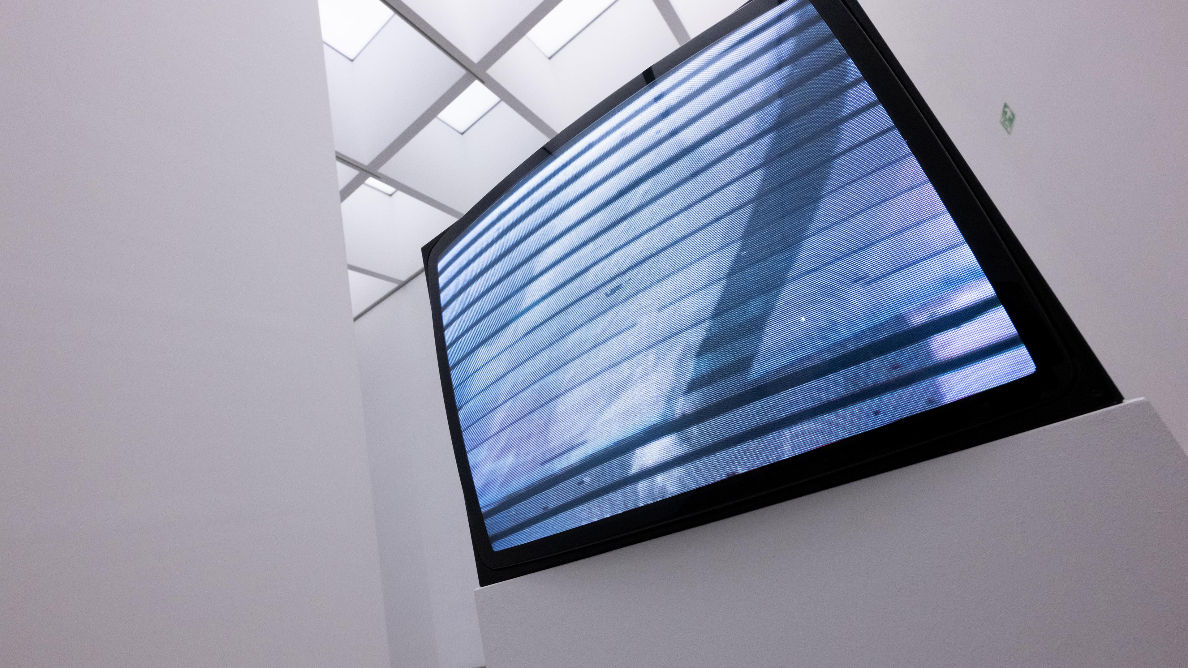 Die Ausstellung "Glitch - Die Kunst der Störung" in der Pinakothek der Moderne am 30.11.2023.