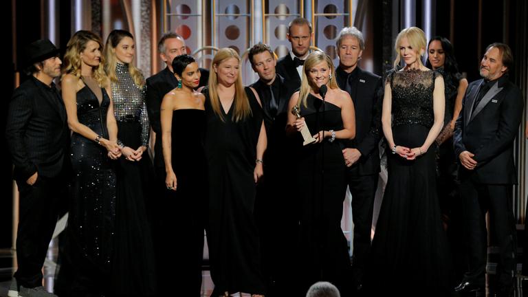 Gewinner in der Kategorie beste Miniserie oder Fernsehfilm «Little Big Lies» bei der 75. Golden Globe Verleihung in Beverly Hills (USA)