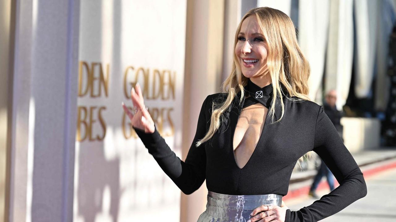 Moderatorin Niki Glaser bei den Vorbereitungen für die Golden Globes: Als erste Frau überhaupt wird die US-Comedienne die Veranstaltung alleine moderieren.