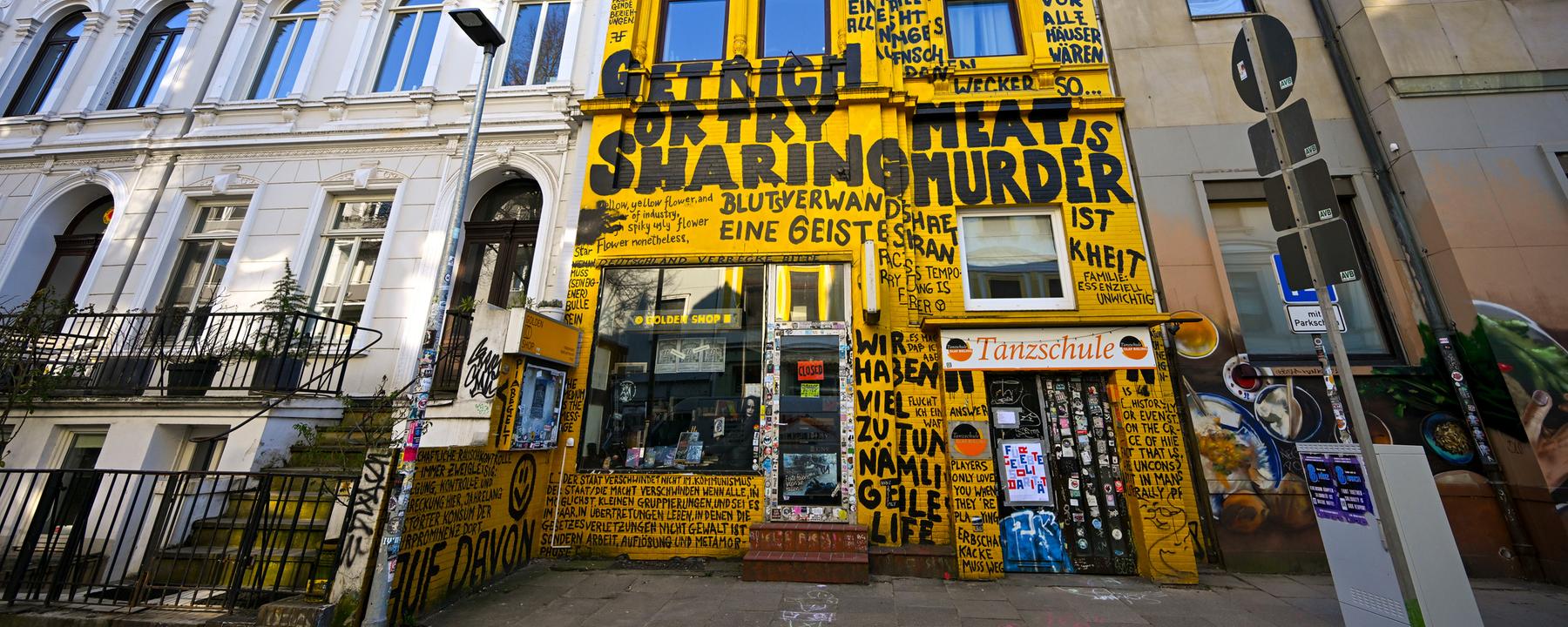 Der Buchladen "Golden Shop" in der Fehrfeld-Straße in Bremen.