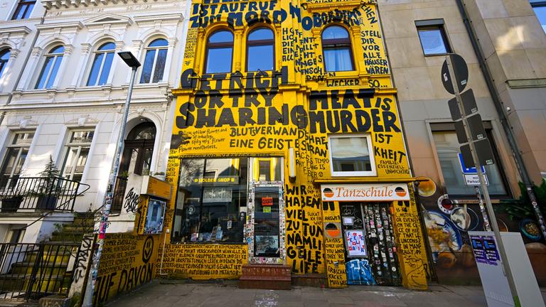 Der Buchladen "Golden Shop" in der Fehrfeld-Straße in Bremen.