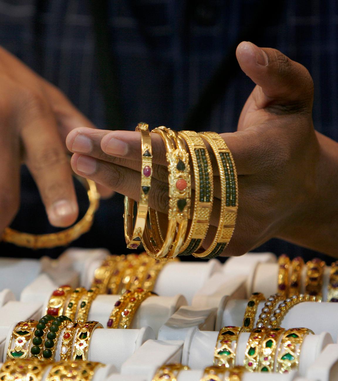Goldschmuck bei einem indischen Juwelier
