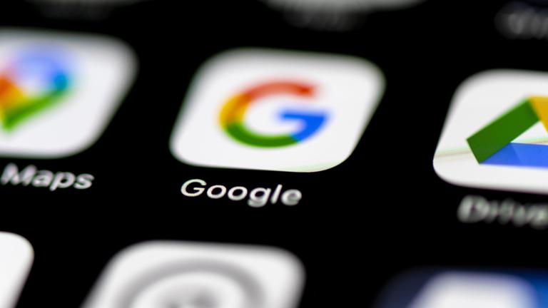 Logos der Google-Apps auf einem Smartphone