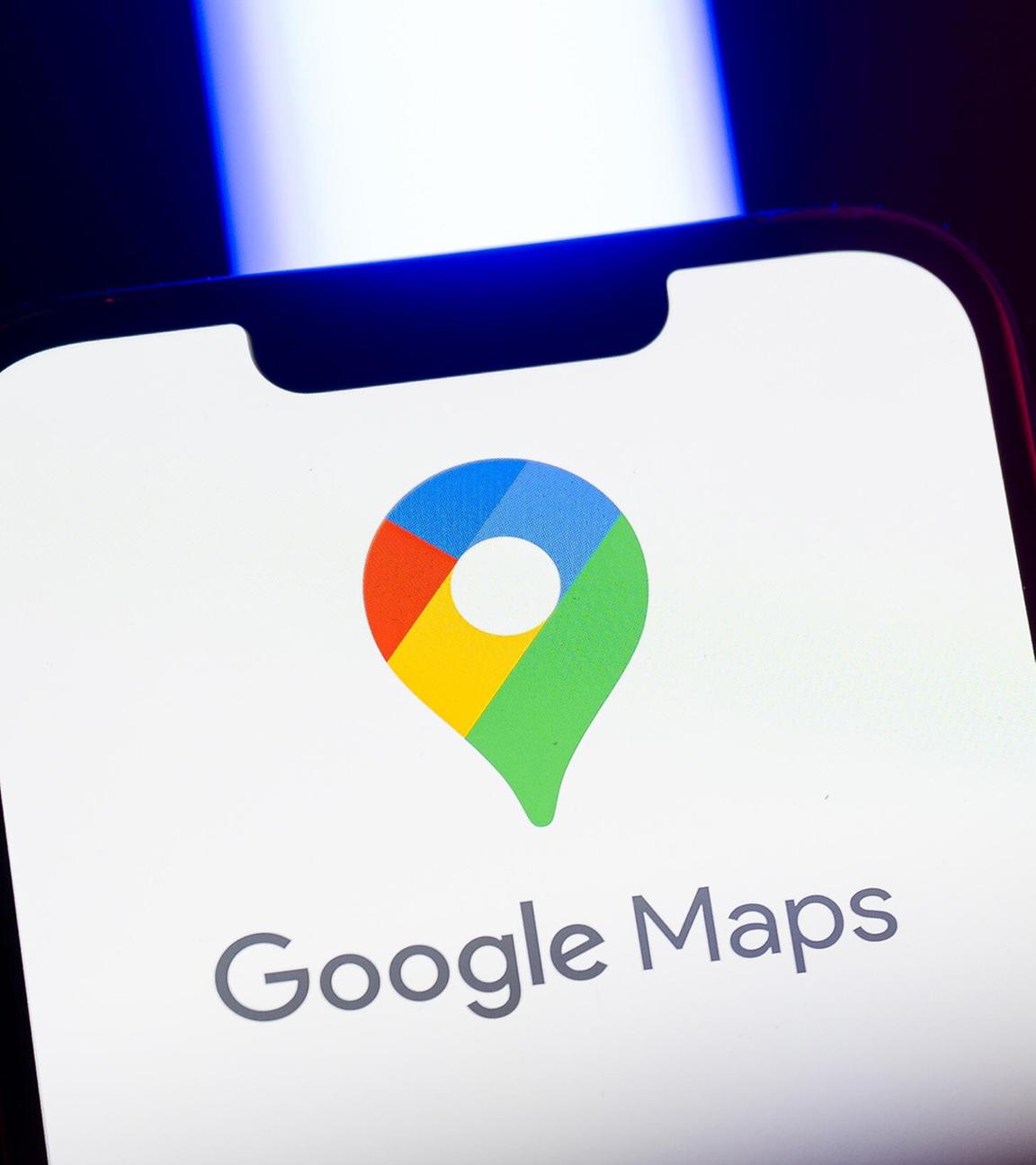 Symbolbild der Google Maps App für das Smartphone. 