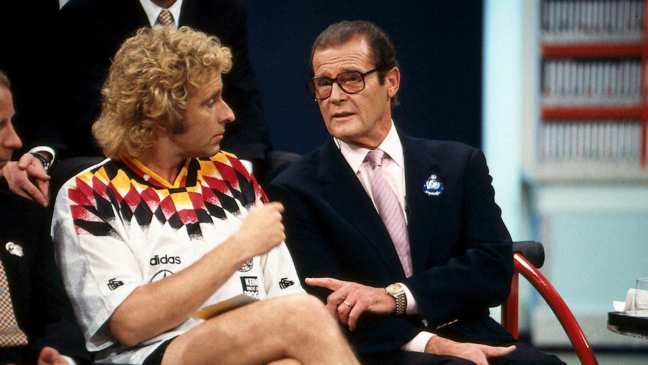 Thomas Gottschalk und Roger Moore 1994 bei "Wetten, dass..?"
